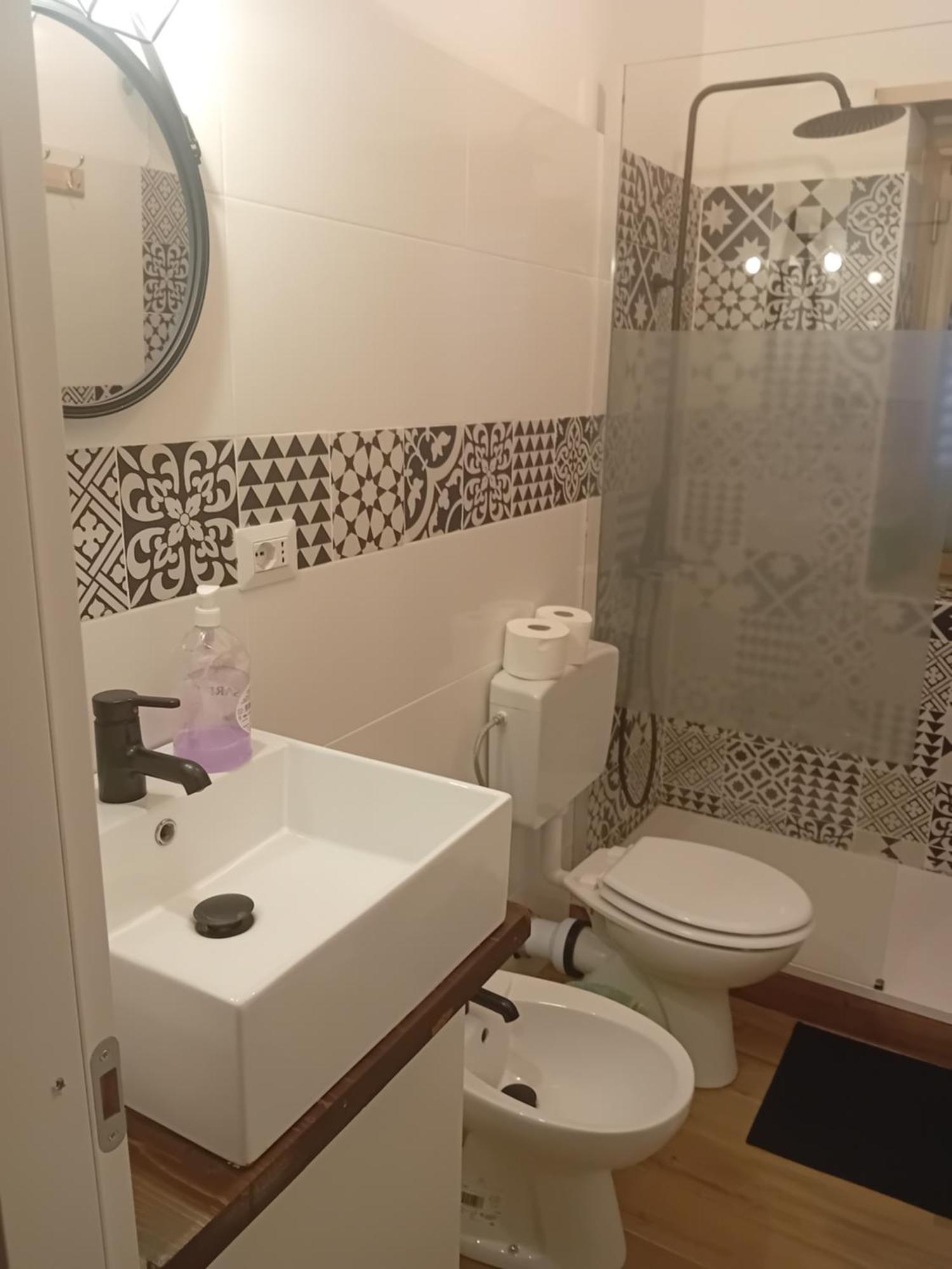 Mirti Subway Apartment Rom Eksteriør billede